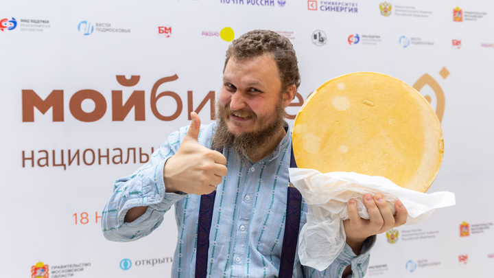Истринский сыровар Олег Сирота зовет жителей Подмосковья на первый выпас коров после зимы