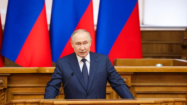 Лула да Силва поговорит с Путиным о встрече с Зеленским в Стамбуле