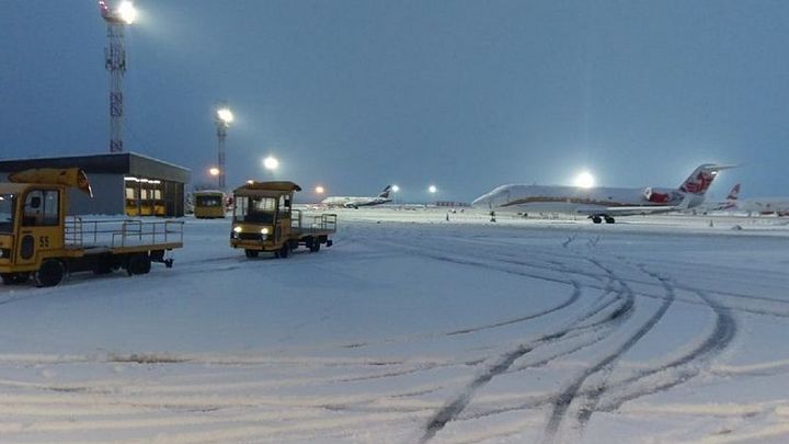 Снег парализовал работу аэропорта Краснодара
