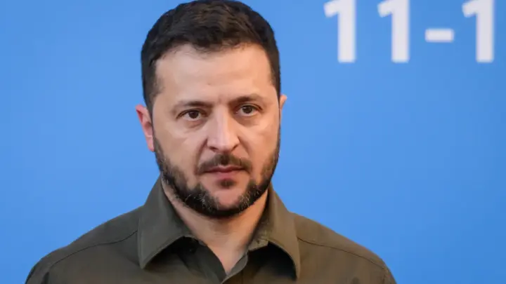 Экс-офицер ЦРУ Джонсон: Зеленский оскорбил Трампа и ухудшил положение ВСУ