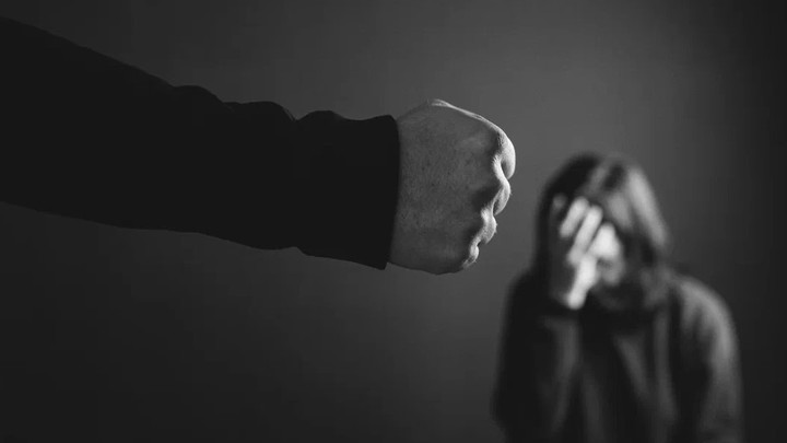 Смена футболки не помогла: Задержан избивший старушку в Ульяновске. Что с пострадавшей?