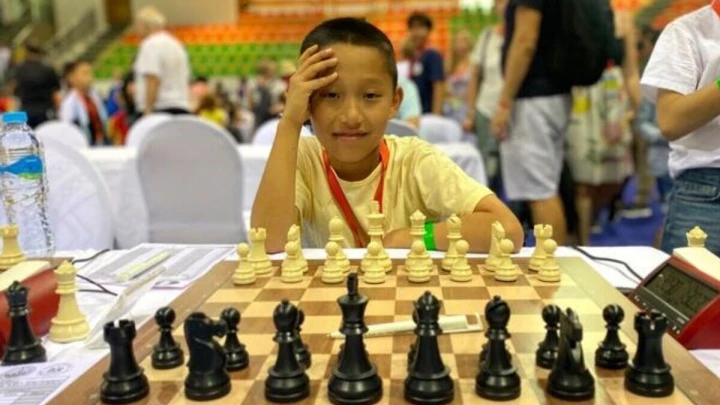 10-летний шахматист из России Роман Шогджиев официально стал международным мастером