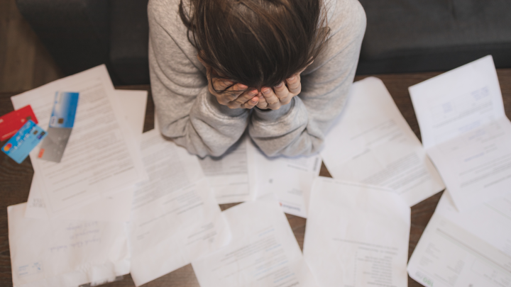 Снова нападение в школе: Девочка облила одноклассников бензином в Красноярске и подожгла