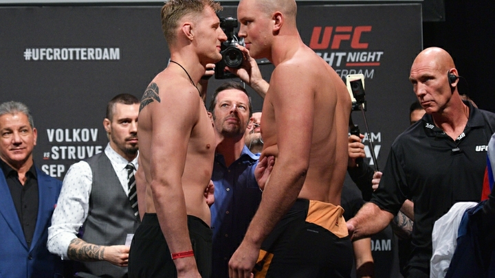 Русов стравили ящеры: русский боец Волков намекнул на всемирный заговор перед боем с Павловичем