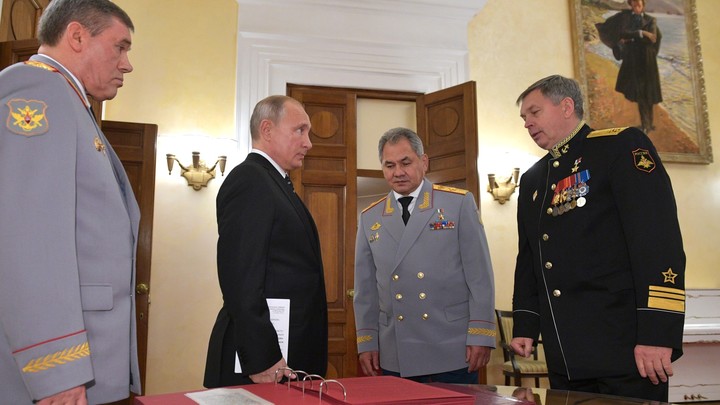 Начальник ГРУ дал первое в истории интервью и рассказал о секретном визите Путина в Сирию