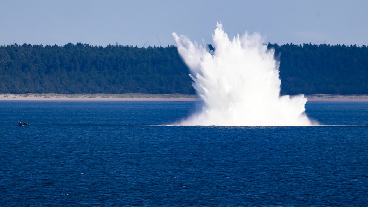 Судно с зерном с Украины подорвалось на мине: Источники раскрыли подробности ЧП в Чёрном море