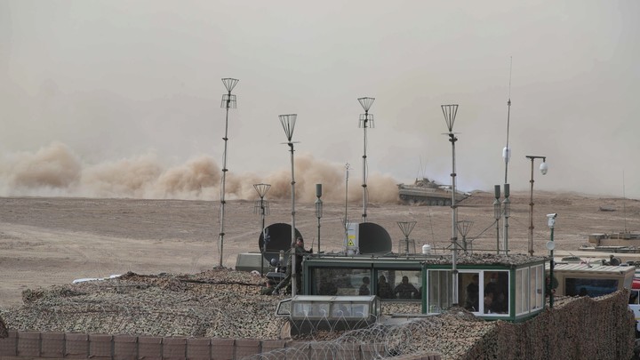 Ропот из войск: военные завалили Баранца жалобами. Полковник высказался о всероссийской болезни