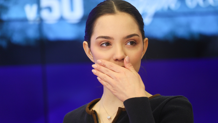 Евгения Медведева рассказала о причине смены армянской фамилии
