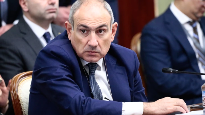 Пашиняна аж затрясло: Премьер Армении не выдержал критики оппозиции