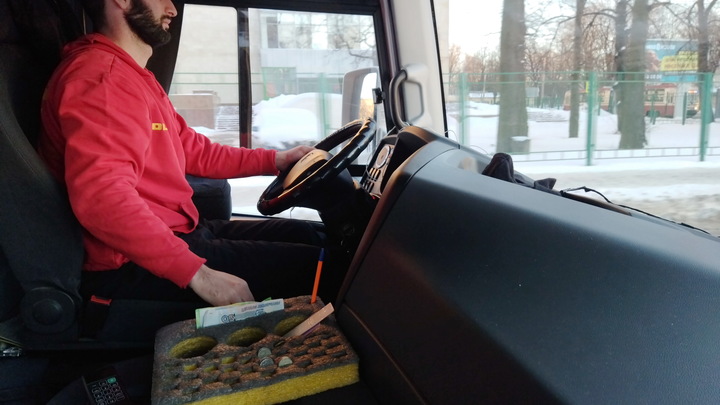 В Петербурге аннулировали более 7 тысяч патентов для мигрантов. А выдали 134 тысячи