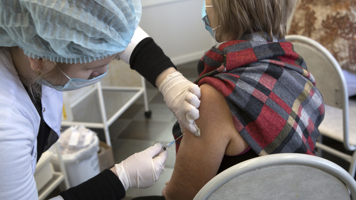 На Кубани Кавказский район на 37% перевыполнил план вакцинации от коронавируса