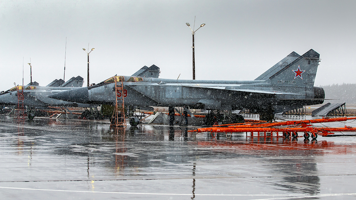 Особые ракеты против русских самолётов: Куда будут бить ATACMS?