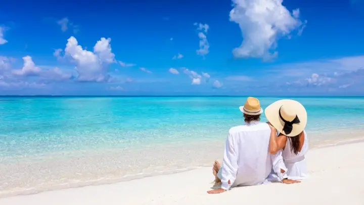 С 1 апреля Мальдивы начали борьбу за туристов: почему «райский остров» стал доступнее