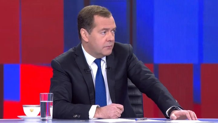 Судеты вернуть не хотите? Медведев ответил на слова главы МИД Чехии о принадлежности Крыма
