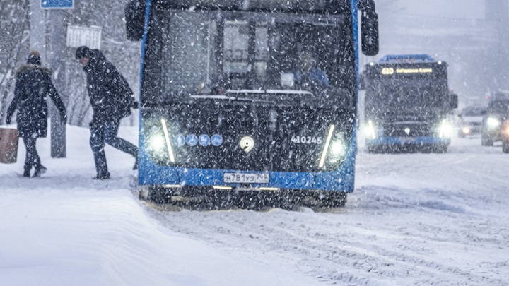 В Нижнем Новгороде продлят работу 8 троллейбусов и 12 автобусов в новогоднюю ночь
