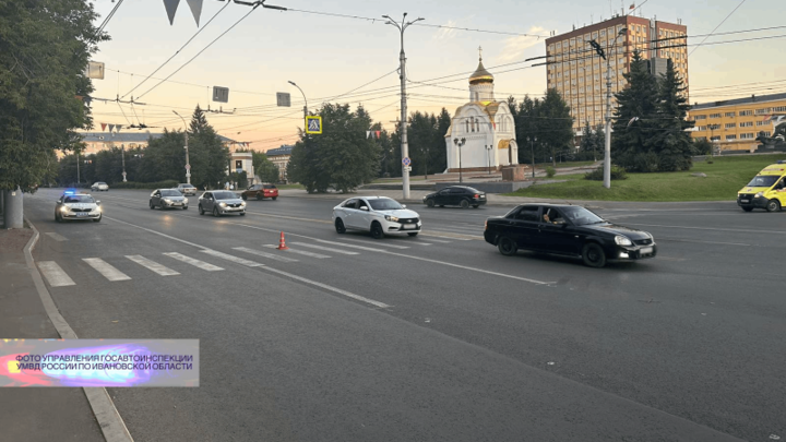 В Ивановской области ищут сбившего девушку на переходе водителя