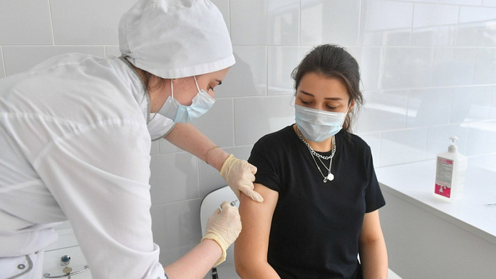 На Кубань доставили почти 1 млн доз вакцины от гриппа