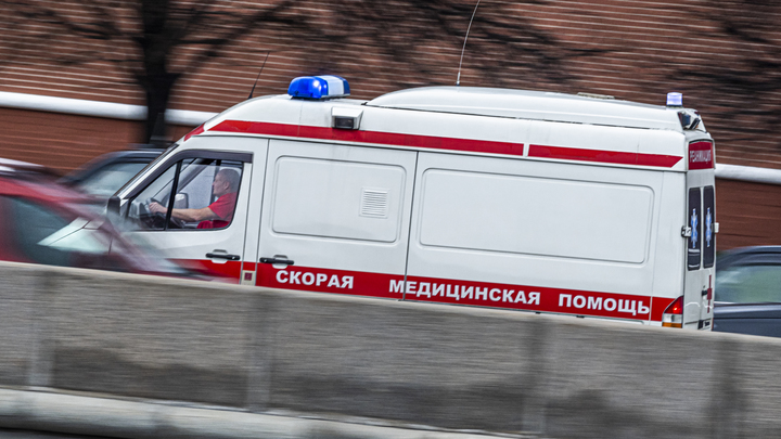 В Кемерове на пешеходном переходе в Заводском районе сбили человека