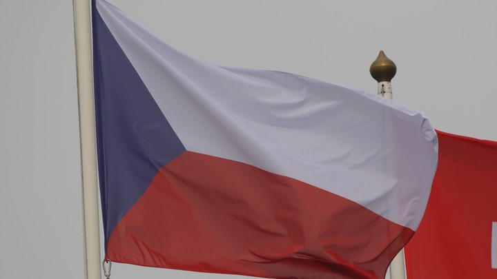 Премьер Чехии придумал решение проблемы с мигрантами в ЕС