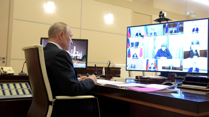 После совещания у Путина: Новосибирцы нашли причину снижения заболеваемости коронавирусом