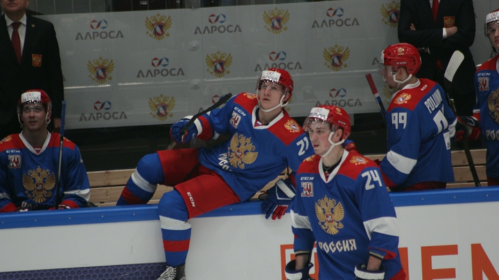 Восемь хоккеистов сборной России (U-18) по хоккею попались на допинге