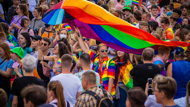 Скандал с гомосексуалистами в храме получил продолжение