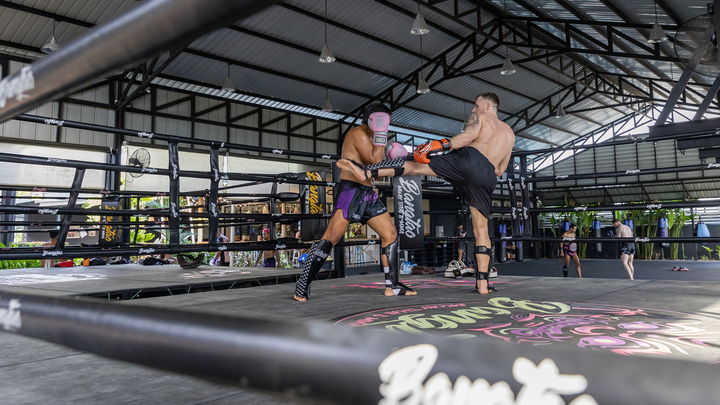 Юный читинский боксер победил профессионального бойца в Таиланде