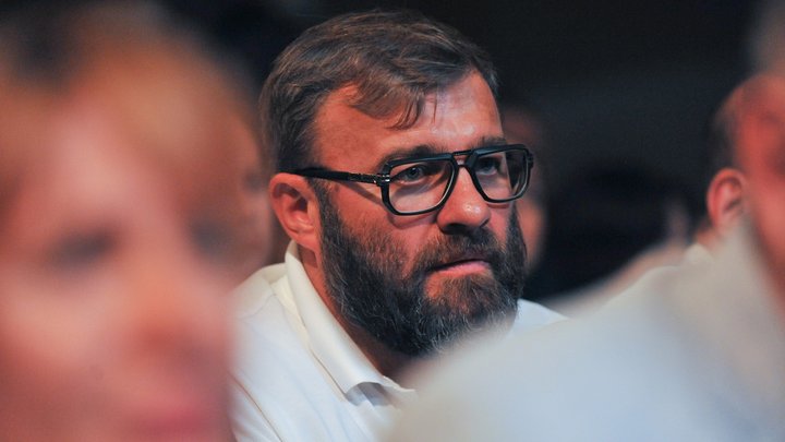 Пореченков сцепился с пассажиром в Салехарде. Кто не угодил народному артисту России