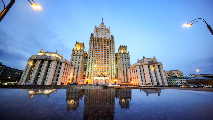 Посла Британии вызвали на ковёр в МИД: Дипломату пришлось объясниться за оскорбление Путина