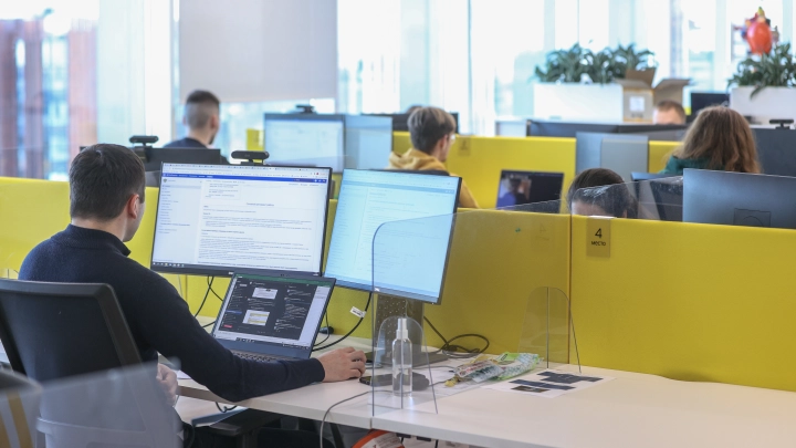 В России предлагают платить три зарплаты за увольнение «по собственному желанию»