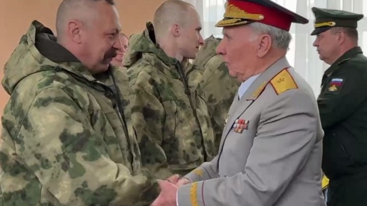 В зону СВО на Украину отправились восемь добровольцев из Владимирской области