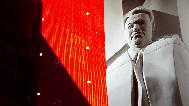 Главная легенда 90-х. Как Кирсана Илюмжинова украли инопланетяне. А Ельцин не спас