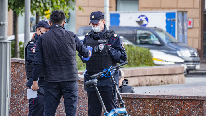 В Петербурге школьница стала жертвой насильника. Под подозрением – портовой маляр