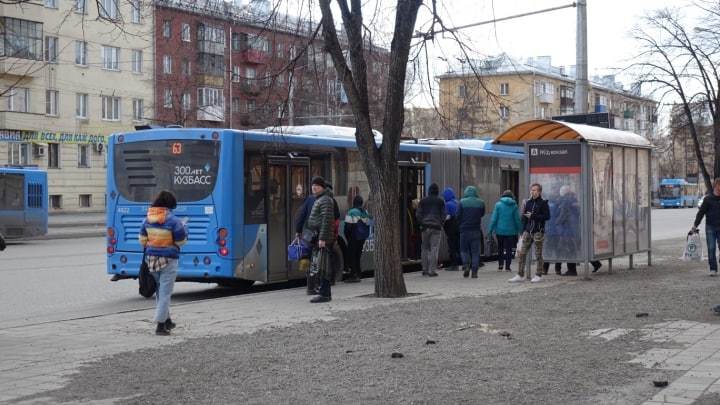 Мэр Новокузнецка предложил наказывать серийных безбилетников тюрьмой