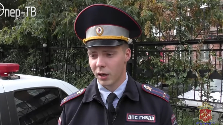 В новокузнецке сотрудники ГИБДД спасли пассажирку такси с сердечным приступом