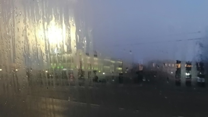 В Челябинске ждут ураган и готовят все службы