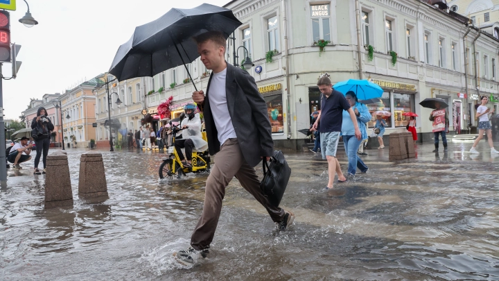 К чему снится дождь: толкование по сонникам