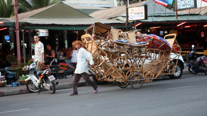 Турист в Паттайе потерял 350 тысяч рублей на чудо-средстве для волос