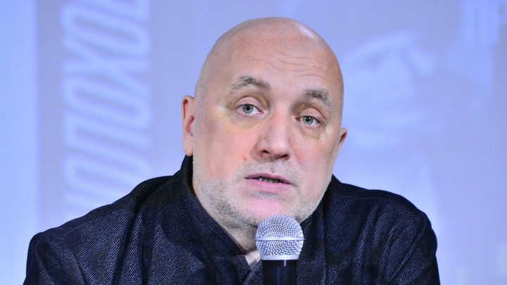 Политик и публицист Захар Прилепин заключил контракт и убыл в зону СВО