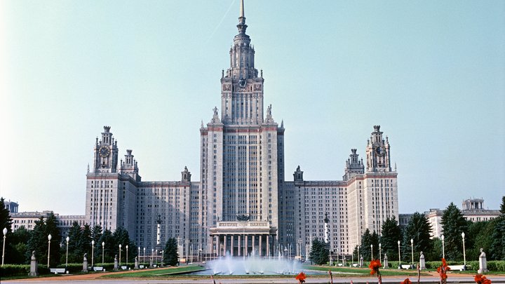 МГУ задумались о двух новых перспективных факультетах