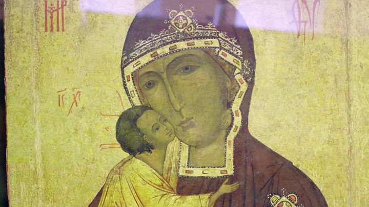 День дивной святыни: Избавляет города от всех навет вражиих