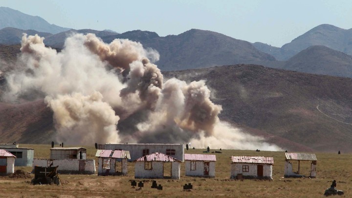 Переговоры на границе между Киргизией и Таджикистаном привели к миру