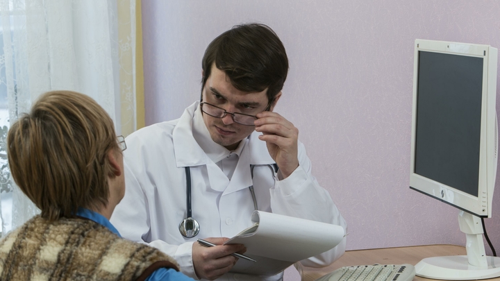 Позволяет отсрочить на несколько лет: Российские учёные смогут диагностировать болезнь Альцгеймера по слюне