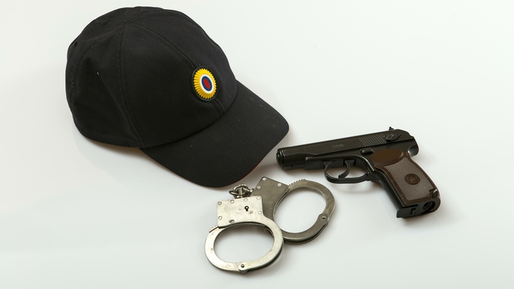 Связали и угрожали утюгом: В Краснодаре супруги обчистили 95-летнюю труженицу тыла на миллион рублей