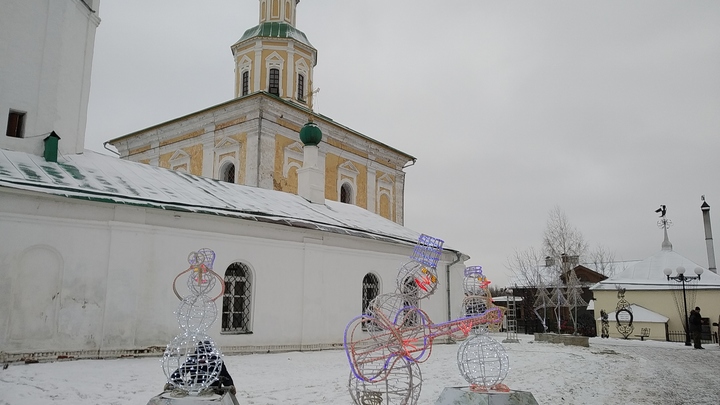 Пора валить. Школьники и молодежь хотят уехать из Владимира при первой возможности