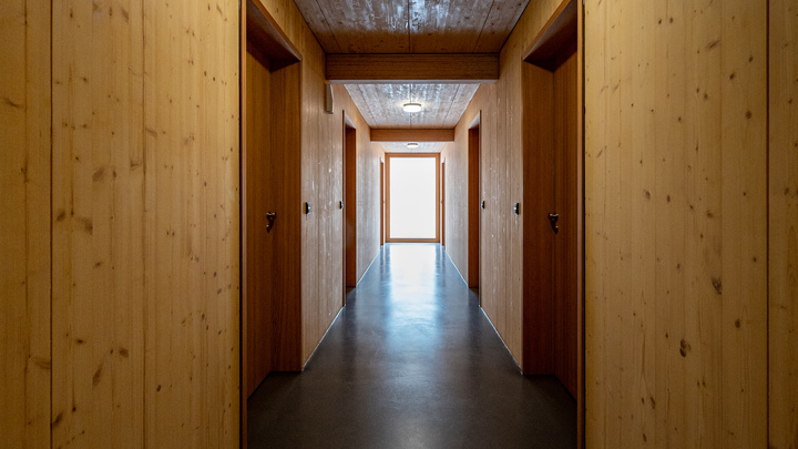 Загадочная болезнь не даёт допросить подозреваемого в убийстве трёх студенток - источник