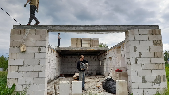 В Адыгее при загадочных обстоятельствах погиб строитель