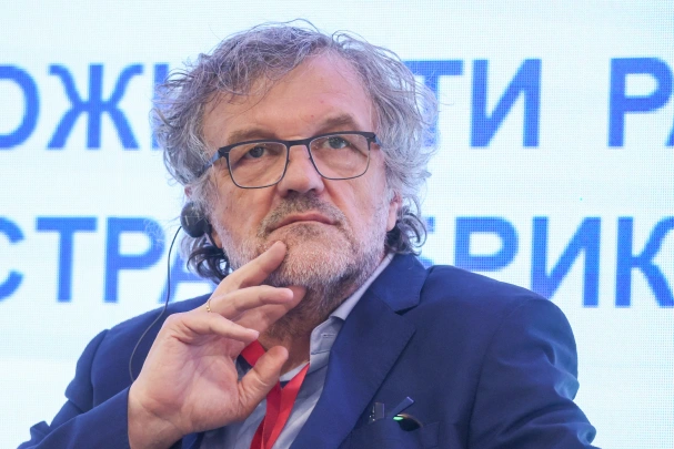 Кустурица: Орешник решает вопросы, которые не решает разум