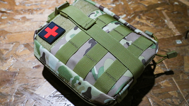 Услышал взрывы и бросился на помощь: Военный спас малыша и его маму, пострадавших от обстрела Белгорода