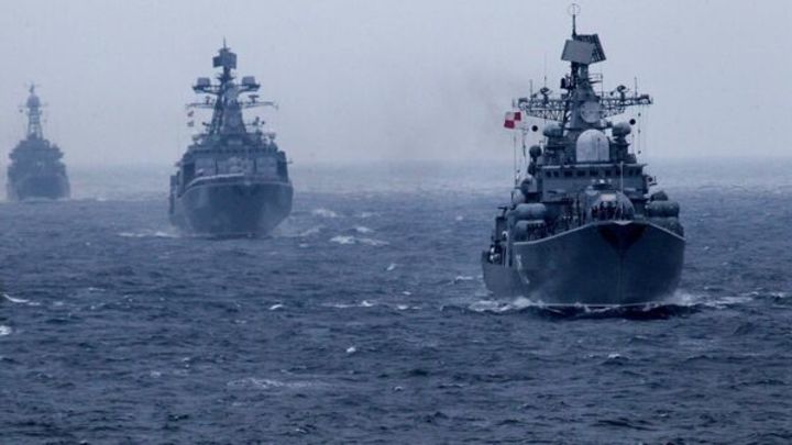 ВМС США уже бегут в порты: На Западе нервно отреагировали на внезапную проверку флота России
